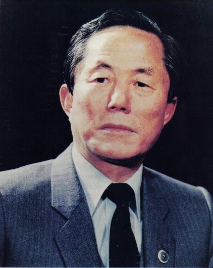 Generał Choi Hong Hi